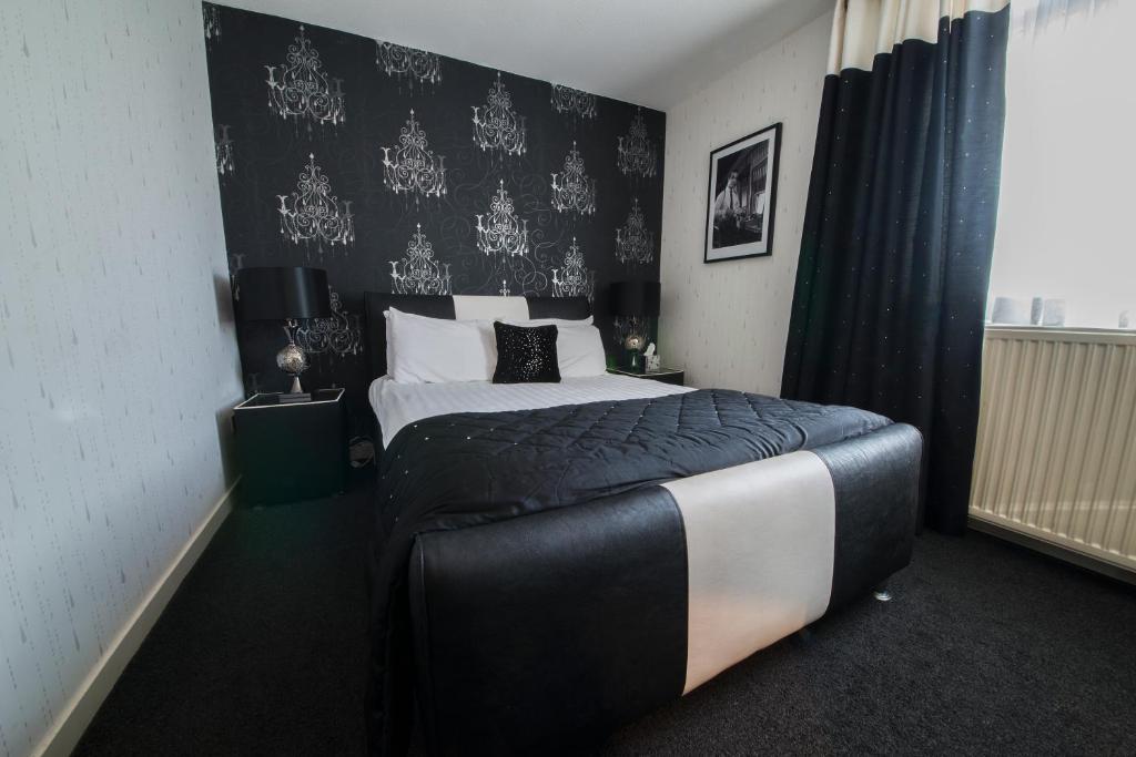The Burnside Hotel Glasgow Bagian luar foto